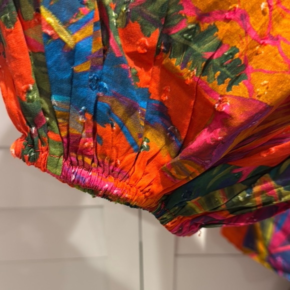 FARM Rio NWT Urban Jungle Colorful  Print Tie-Front Blouse. - Picture 7 of 12